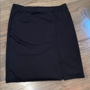 FASHION NOVA MINI SKIRT